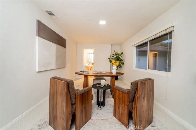 5300 Via San Jacinto, Riverside, CA 92506