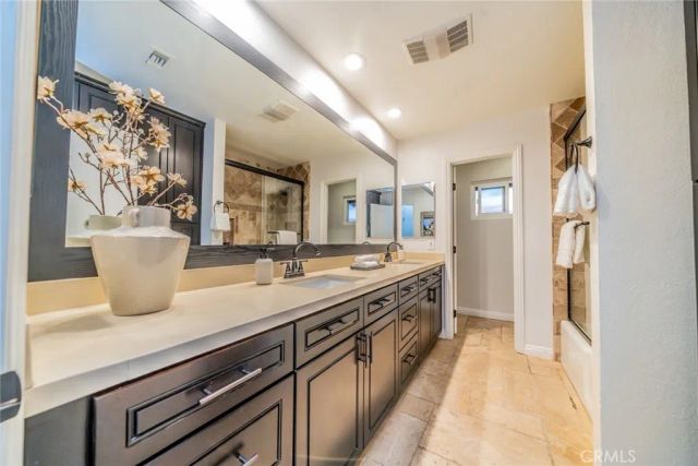 5300 Via San Jacinto, Riverside, CA 92506