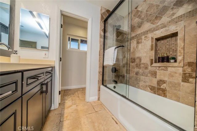 5300 Via San Jacinto, Riverside, CA 92506