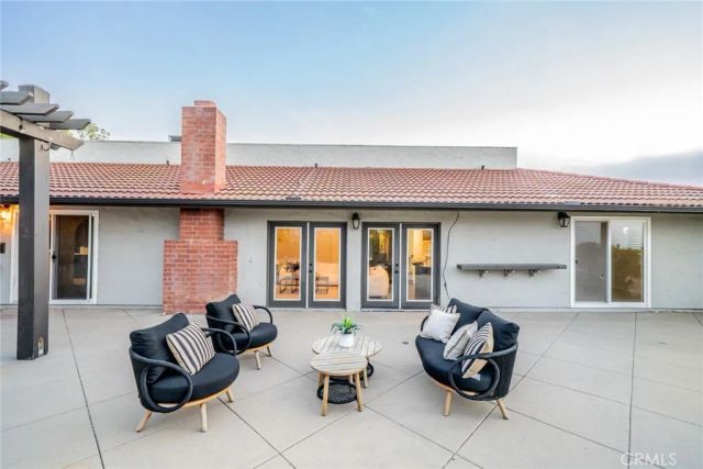 5300 Via San Jacinto, Riverside, CA 92506