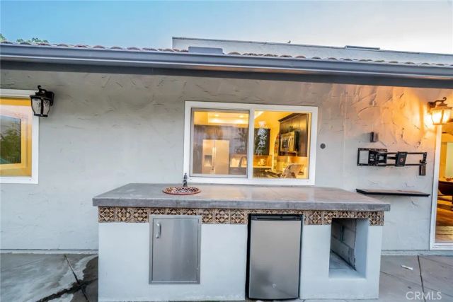 5300 Via San Jacinto, Riverside, CA 92506