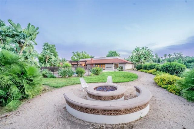 5300 Via San Jacinto, Riverside, CA 92506