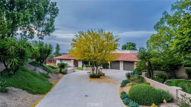 5300 Via San Jacinto, Riverside, CA 92506