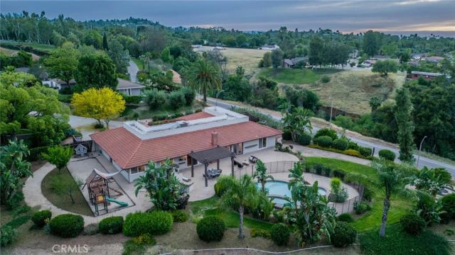 5300 Via San Jacinto, Riverside, CA 92506