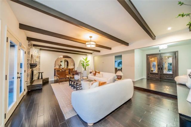 5300 Via San Jacinto, Riverside, CA 92506