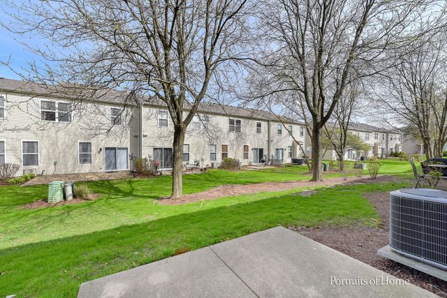 680 Meadowridge Drive, Aurora, IL 60504