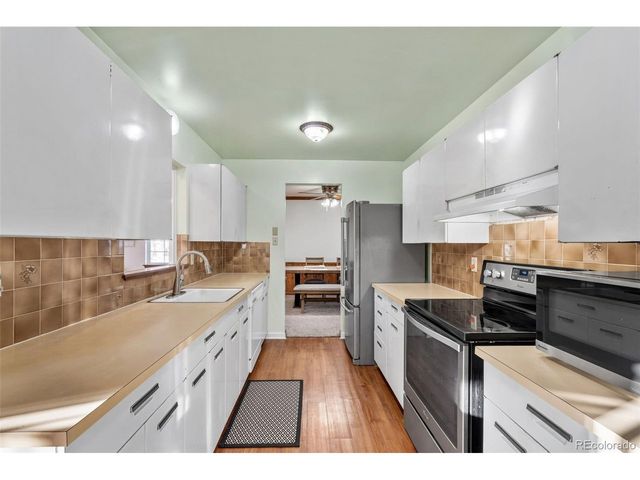 2214 11th St, Greeley, CO 80631