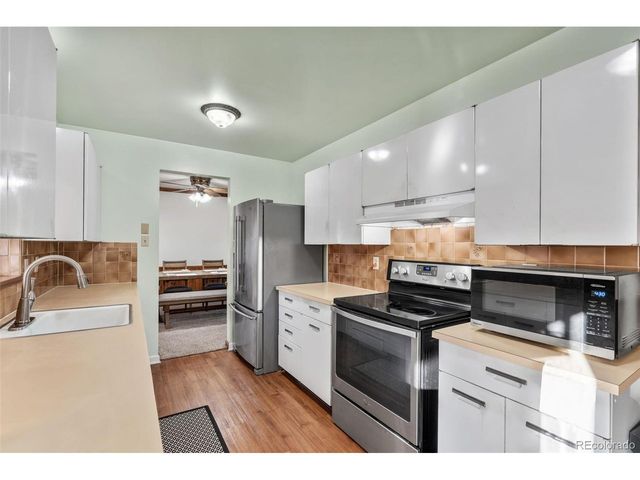 2214 11th St, Greeley, CO 80631