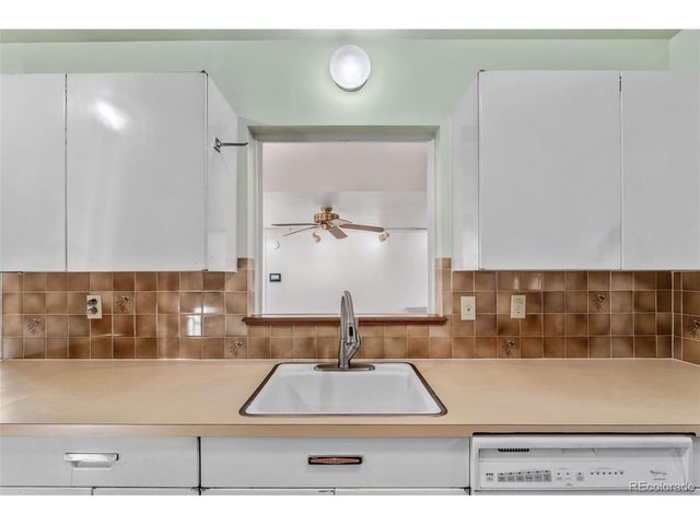 2214 11th St, Greeley, CO 80631