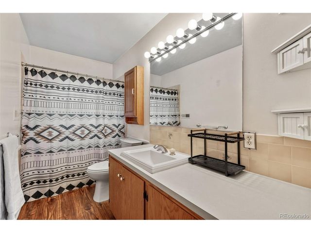 2214 11th St, Greeley, CO 80631