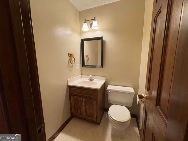 4830 Squirrel Creek Drive, Gainesville, GA 30506