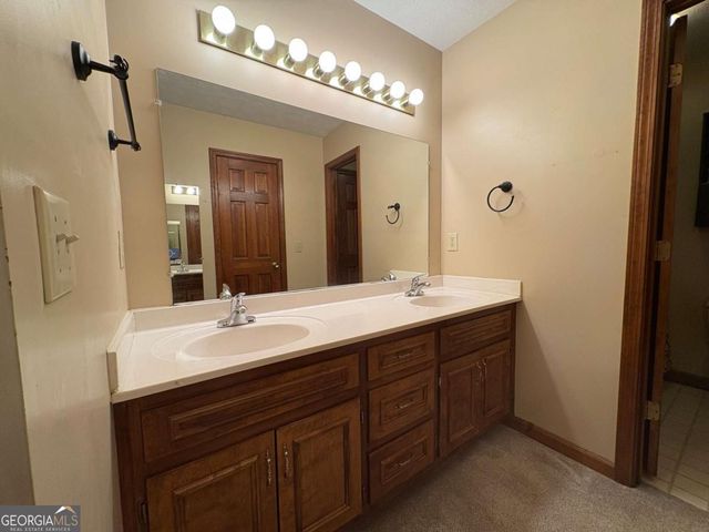 4830 Squirrel Creek Drive, Gainesville, GA 30506