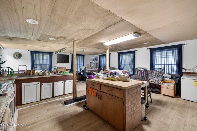 4632 Castle Hayne Road, Castle Hayne, NC 28429