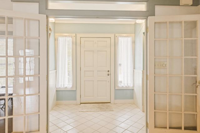 3 Elm Hill Road, Peterborough, NH 03458