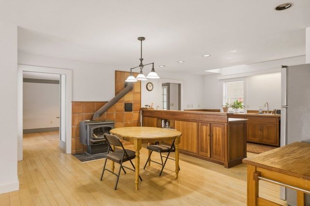 3 Elm Hill Road, Peterborough, NH 03458