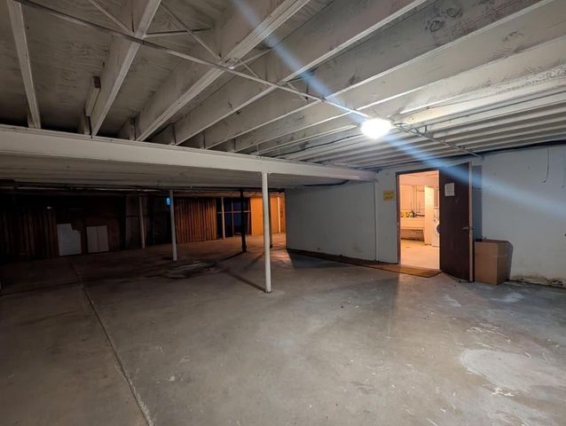 7721 N 60th STREET N, Milwaukee, WI 53223