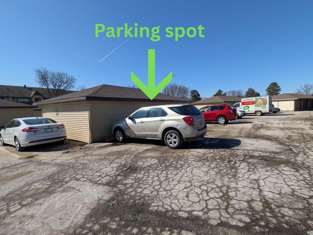 7721 N 60th STREET N, Milwaukee, WI 53223