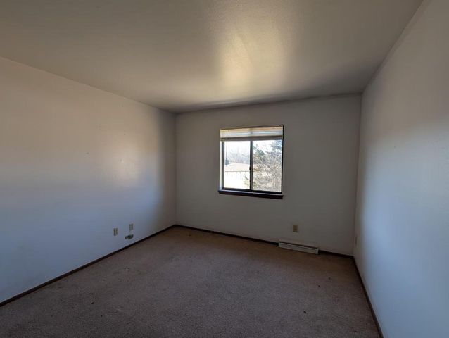 7721 N 60th STREET N, Milwaukee, WI 53223