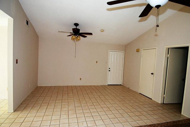 7511 Harpers Glen Lane, Houston, TX 77072