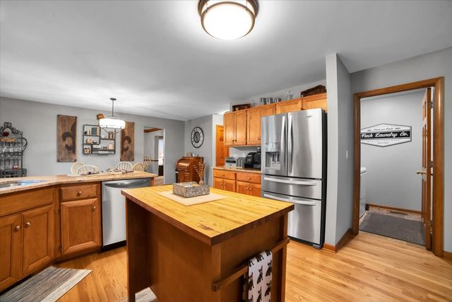 2217 Stonehaven Drive, Plainfield, IL 60586