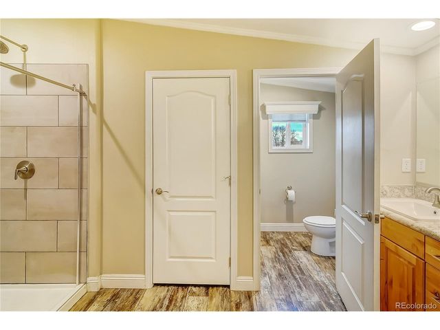 120 Juniper Cir, Log Lane Village, CO 80705