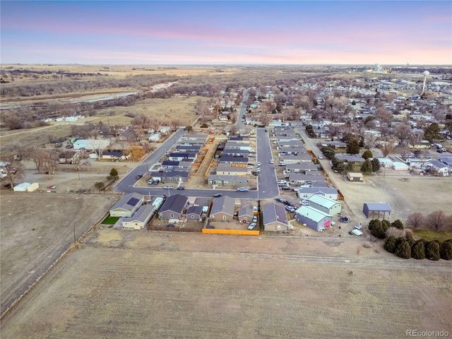 120 Juniper Cir, Log Lane Village, CO 80705