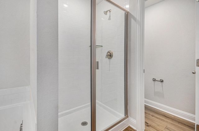 2202 Lierna Drive, Texas City, TX 77568