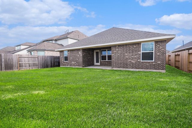 2202 Lierna Drive, Texas City, TX 77568