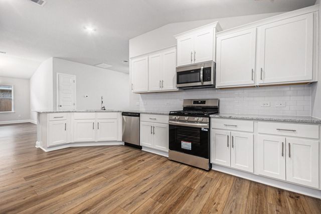 2202 Lierna Drive, Texas City, TX 77568