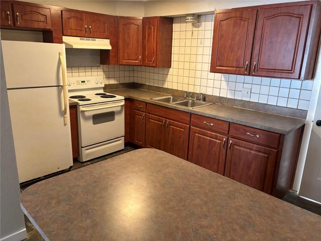 255 W VALENCIA DRIVE, Bartow, FL 33830