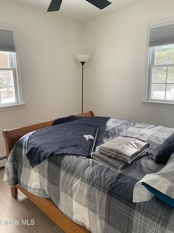 438 Dixon Rd, Queensbury, NY 12804