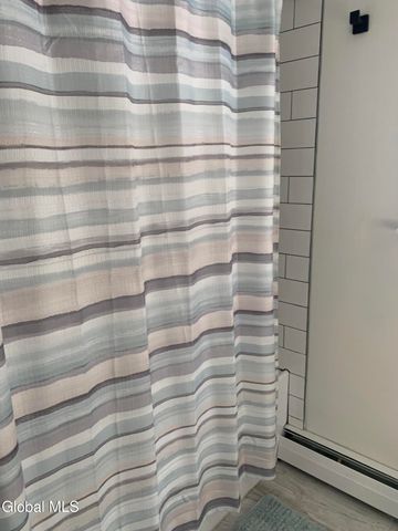 438 Dixon Rd, Queensbury, NY 12804