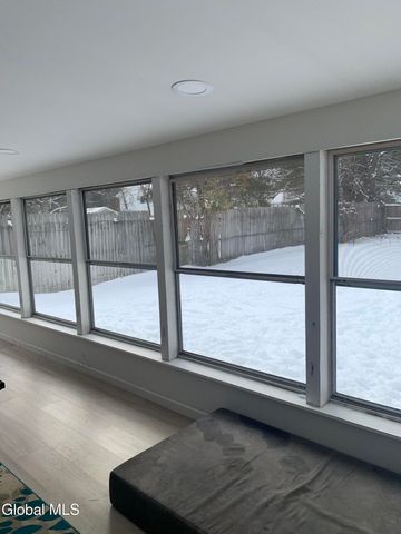 438 Dixon Rd, Queensbury, NY 12804