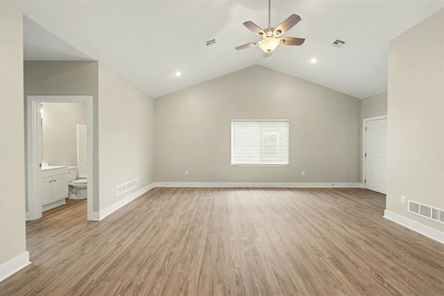 2713 Amelia Ln., Salina, KS 67401