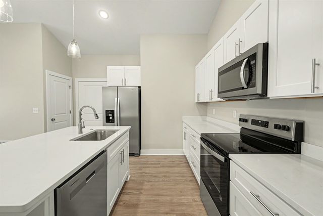 2713 Amelia Ln., Salina, KS 67401