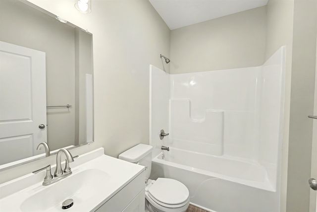 2713 Amelia Ln., Salina, KS 67401