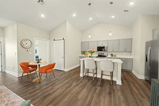 2713 Amelia Ln., Salina, KS 67401