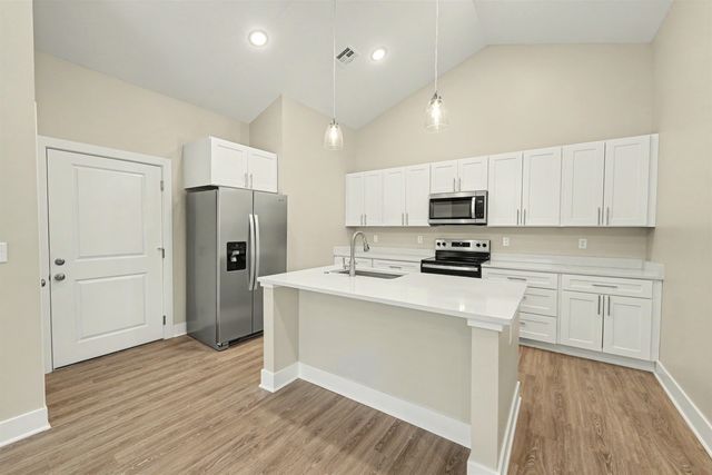 2713 Amelia Ln., Salina, KS 67401