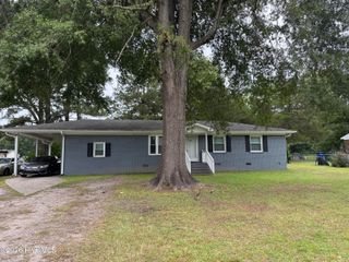 614 E Cockrell Street, Nashville, NC 27856