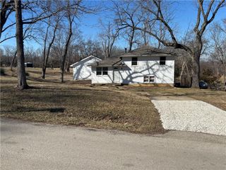 11924 Merritt Road, Grandview, MO 64030