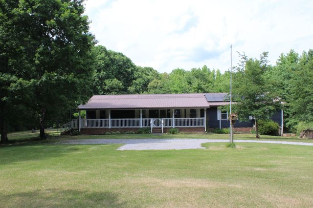 110 Towering Oaks Dr, Tennessee Ridge, TN 37178