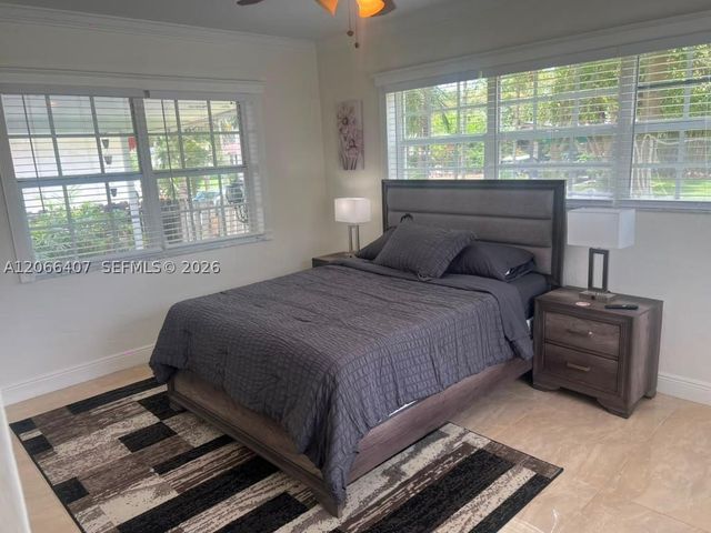 701 N 14th Ave, Hollywood, FL 33020