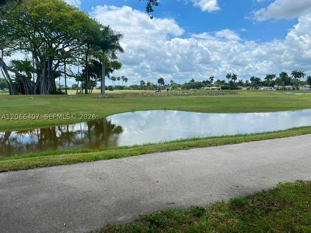 701 N 14th Ave, Hollywood, FL 33020