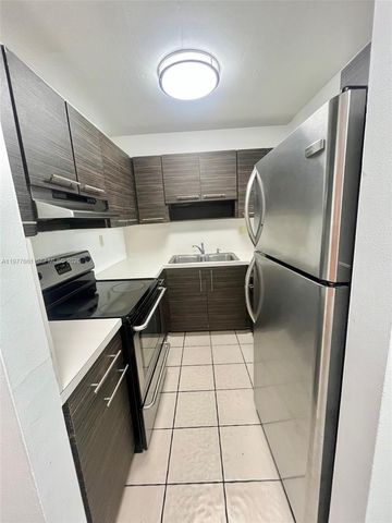 1800 NW 24th Avenue 219, Miami, FL 33125