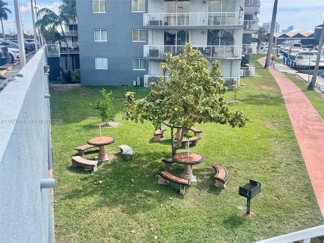 1800 NW 24th Avenue 219, Miami, FL 33125