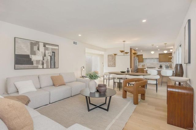 17690 San Rafael St, Fountain Valley, CA 92708