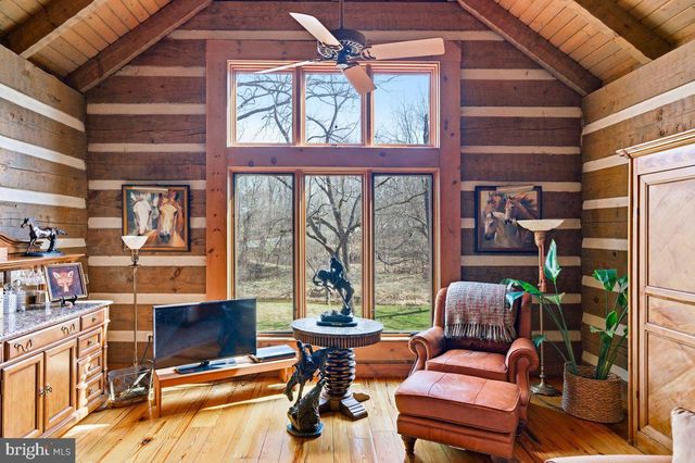 36155 CHAMBLIN MILL LN, Purcellville, VA 20132