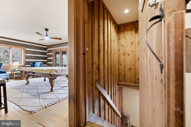 36155 CHAMBLIN MILL LN, Purcellville, VA 20132