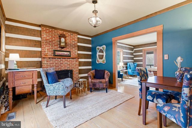 36155 CHAMBLIN MILL LN, Purcellville, VA 20132
