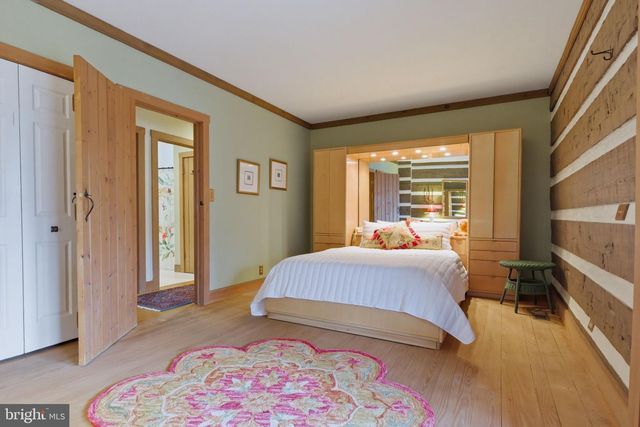 36155 CHAMBLIN MILL LN, Purcellville, VA 20132